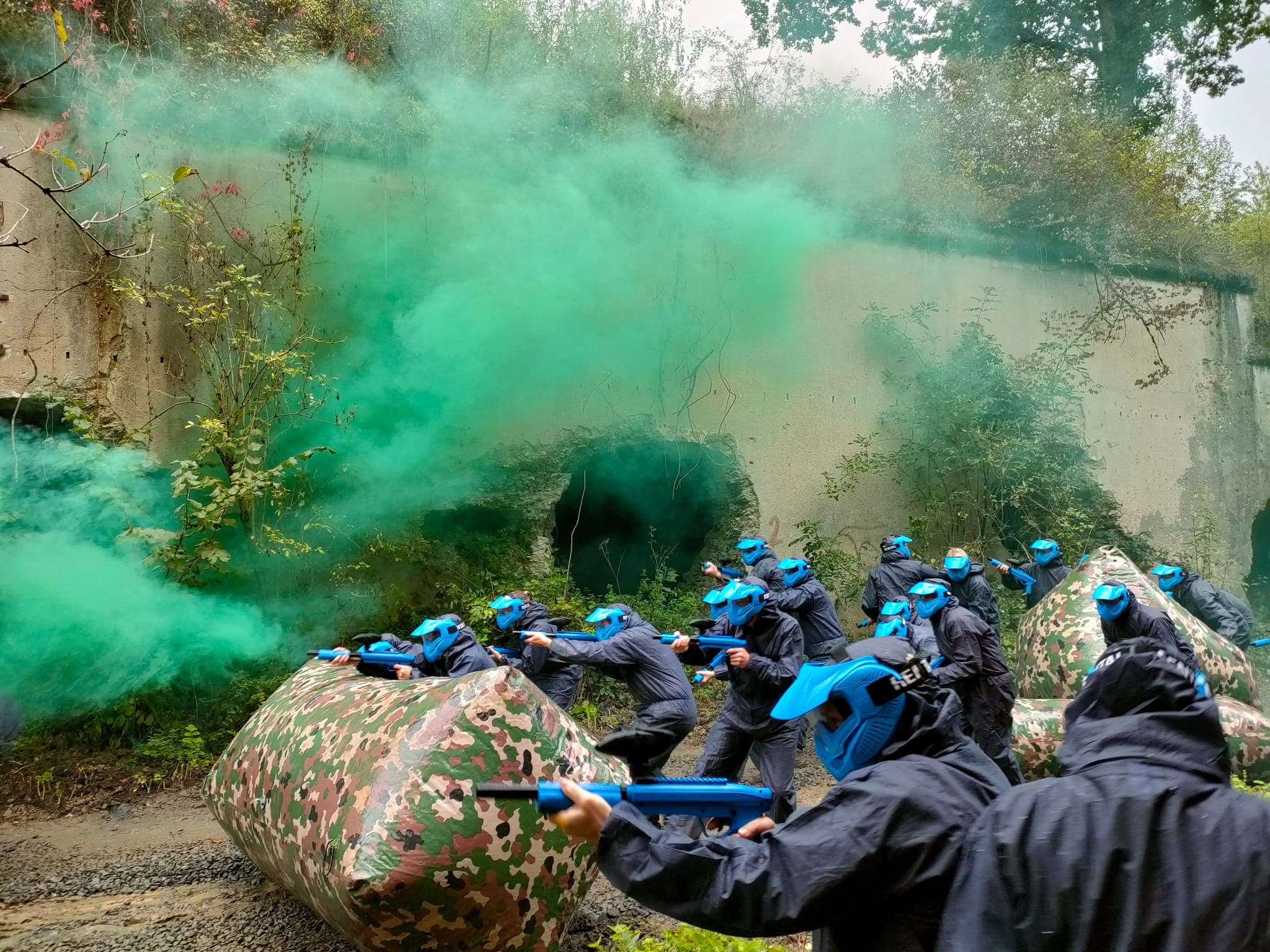 Paintball-teambuilding voor 100 collega's